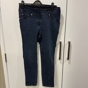 Elegant Dark Blue Skinny Jeans